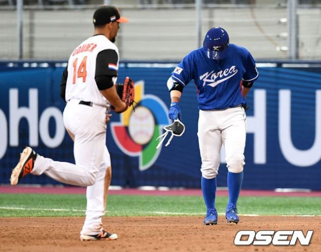 野球強国韓国代表がオランダに敗れ危機