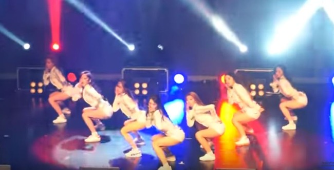 ドリームキャッチャーのダンス
