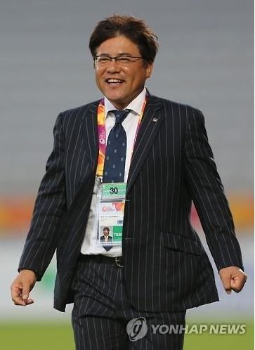 手倉森誠監督