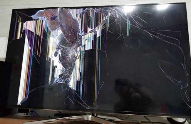 ビットコイン暴落でテレビを破壊