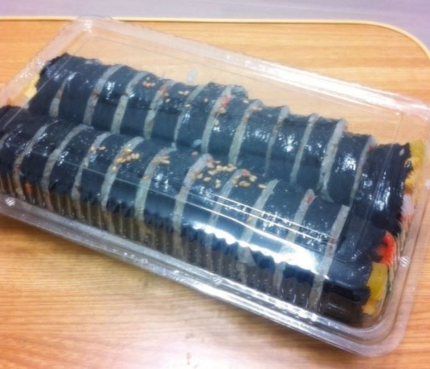 日本で売られているキムパブ