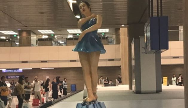 キム・ヨナの銅像