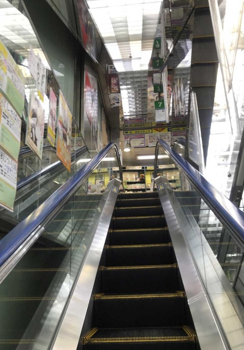 ブックタワー_180511_0012