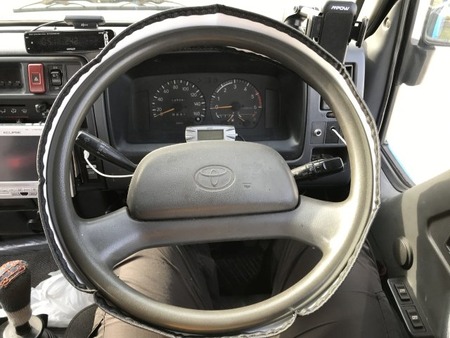 steering_cover4_fitting_1st_ng1