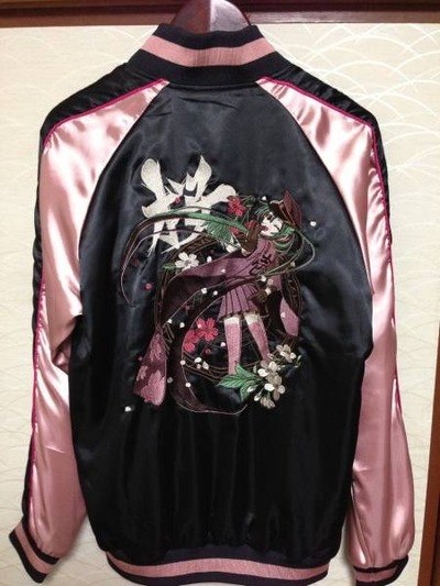 グランドセール 最終値下げ】激レア品 オリジナルスカジャン 千本桜 初音ミク タペストリー