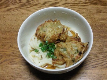 豚肉の寄せ揚げうどん