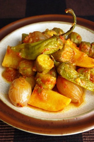 2012.07.04 zucchini & potato stew