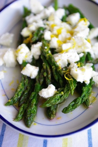 2011.04.12 sparaggia me feta ke lemoni