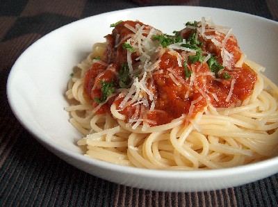 2008.09.27 spaghetti with meatballs2
