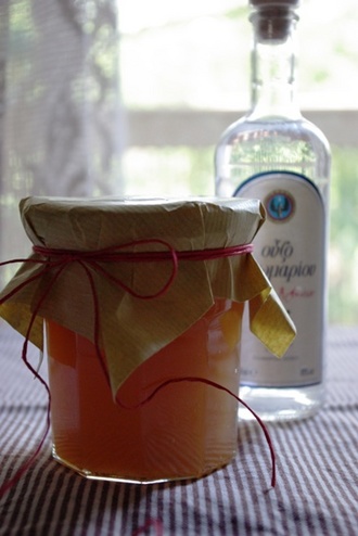 2009.08.01 white peach & ouzo preserve