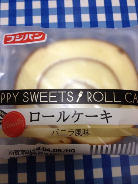 ロールケーキサンプル バニラ　日本製イワサキ ロールケーキサンプル バニラ 日本製イワサキ