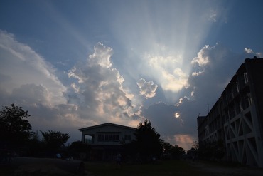 雷雨明け