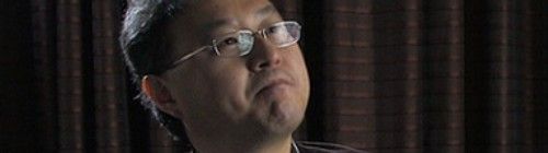 2012y08m10d_124459359