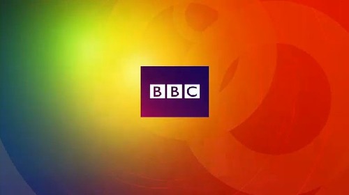 2012y08m15d_025010500