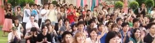 2012y08m11d_140319359