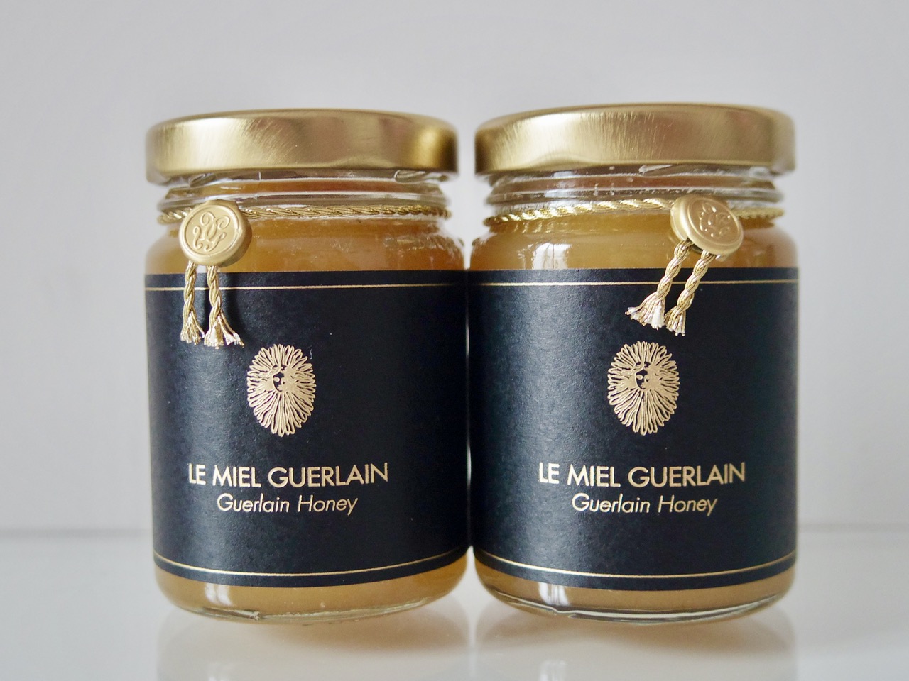 パリ老舗香水ブランド Guerlain の蜂蜜 会社員の海外１人旅
