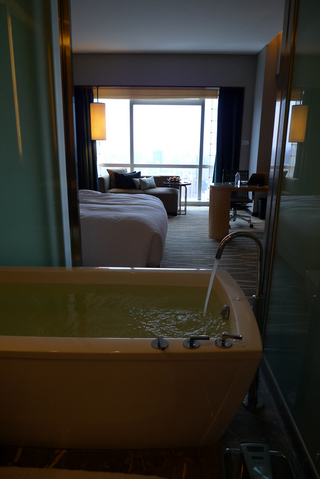 中国・上海 ザロンジモント上海(上海龍之夢麗晶大酒店)The Longemont Shanghai