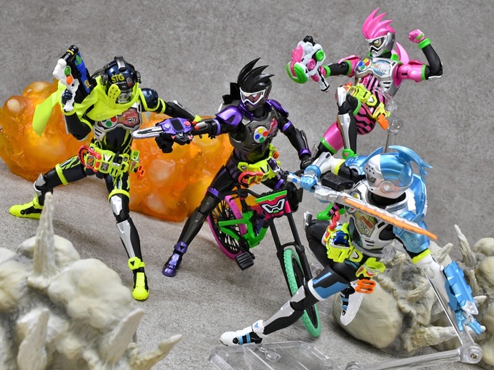 S.H.Figuarts 仮面ライダーゲンム アクションゲーマーレベル2