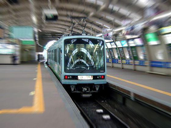 35046dc9.jpg