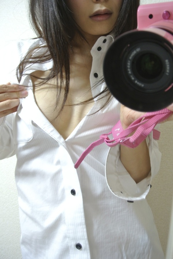 逢坂愛の自撮りエロ写メ (13)