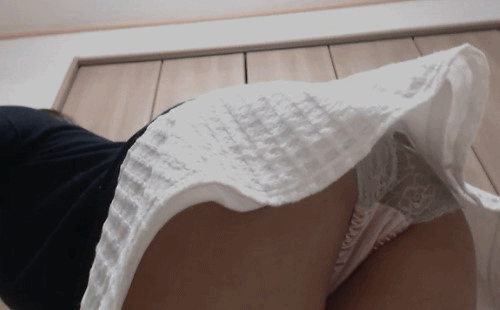 パンチラ写メや動画を楽しめるエロアプリ (2)