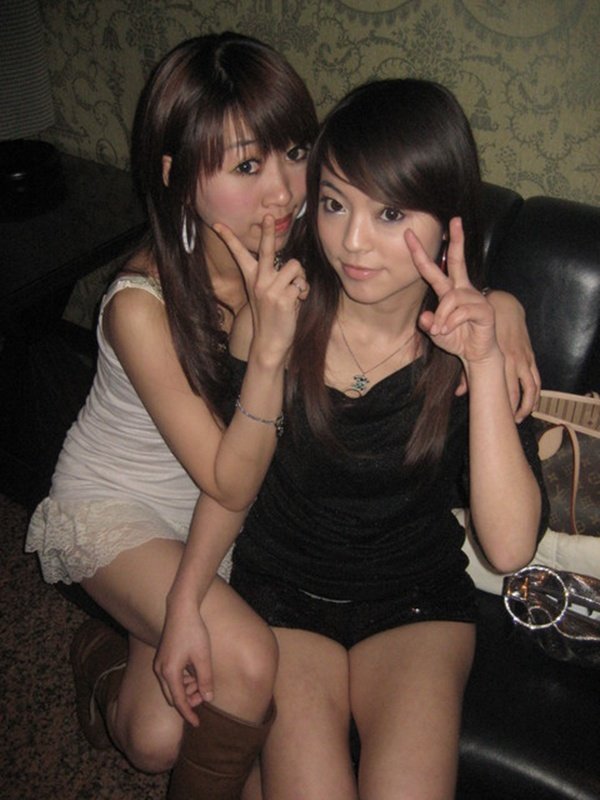 妙にエロさを感じる飲み会写メ (19)