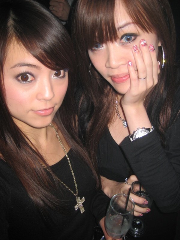 妙にエロさを感じる飲み会写メ (17)