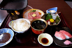 懐石風ランチ+近江牛