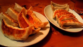 神田餃子屋 黒豚餃子、元祖野菜餃子
