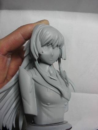 yui_takamura_bust_1