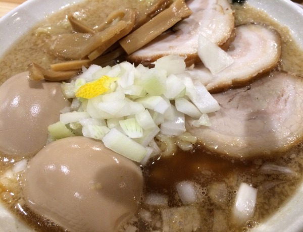 背油煮干しラーメン