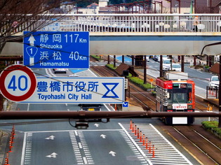 t˶¶³¹·Ê18