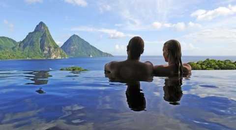 romance-heavenly-view-and-infinity-pool-for-two