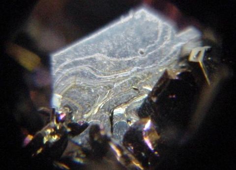 Moissanite-USGS-20-1001d-14x-