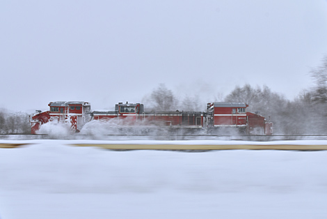 ラッセル車並走撮影 石北ラッセル 雪551レ DE15 1542 2019.1.18 5877c