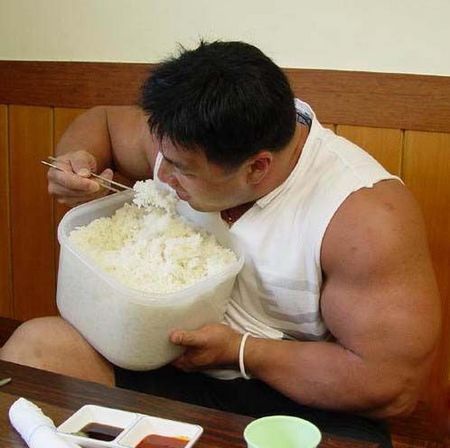 ご飯ドカ食い