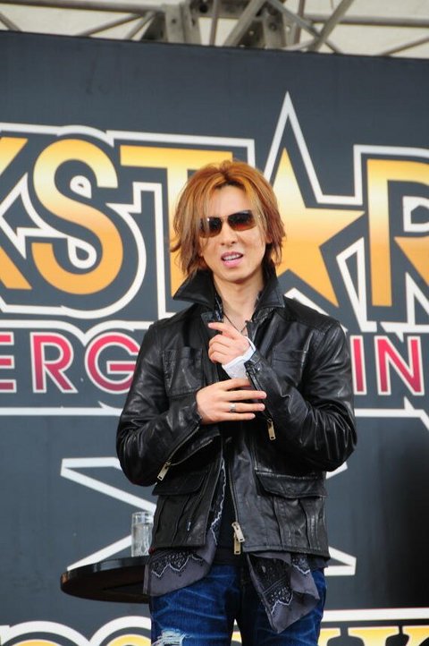 ロックスターYOSHIKI