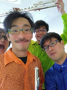 [画像:f9711b68-s.jpg]