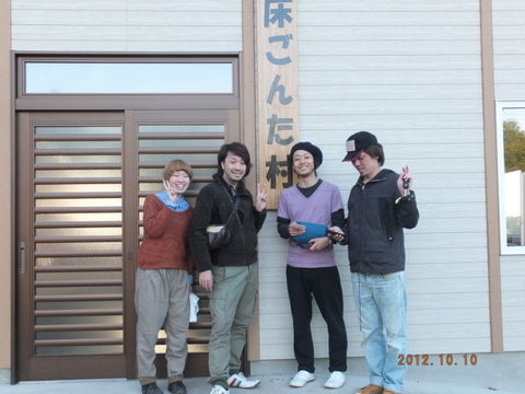 1-019