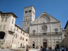 Assisi32