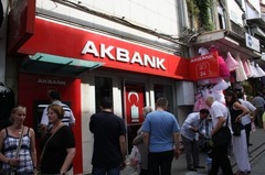 AKBank03