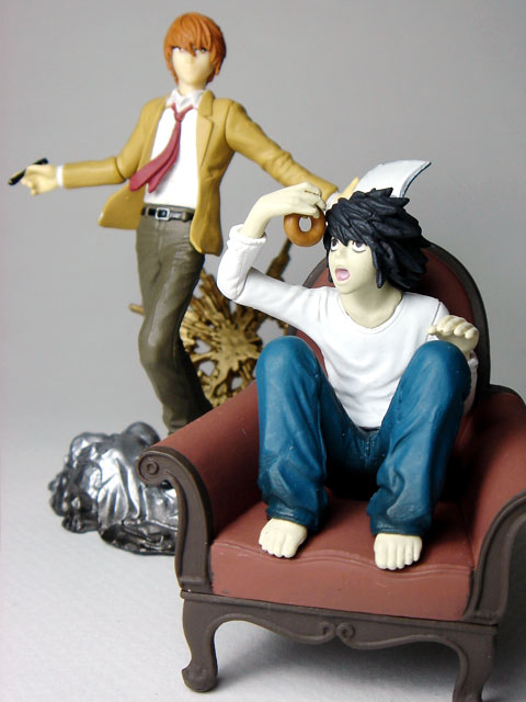 デスノートリアルフィギュアコレクション」のLが出た。 : 食玩