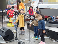 PB040276