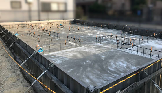 ベースコンクリートの完成