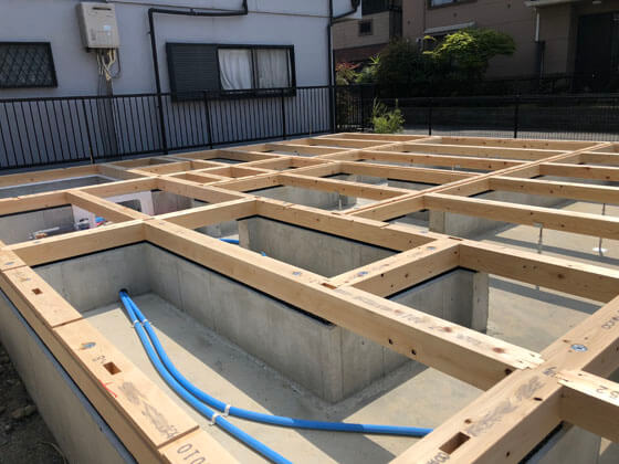 土台は120角の檜（ヒノキ）です。