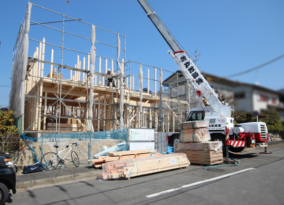 着々と作業が進む中