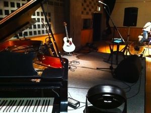 th_IMG_1000000403