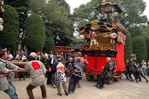 最後は綱引き