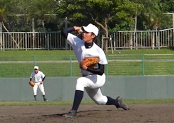 糸満・宮國投手