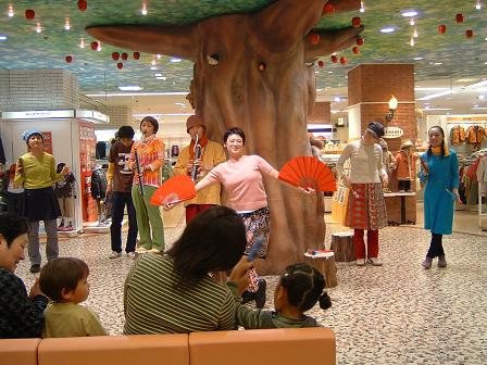 041030seibu07
